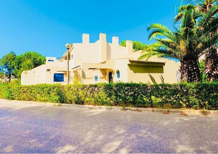 Casa De * 阿尔沃尔